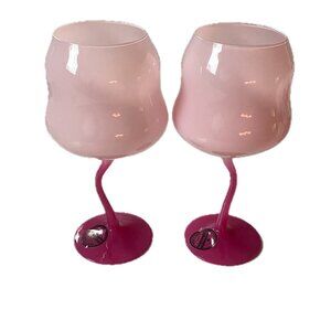 2 La Tulipe Pink Wine  Glasses  Unique Opaque Pink Wavy Stem  NEW
